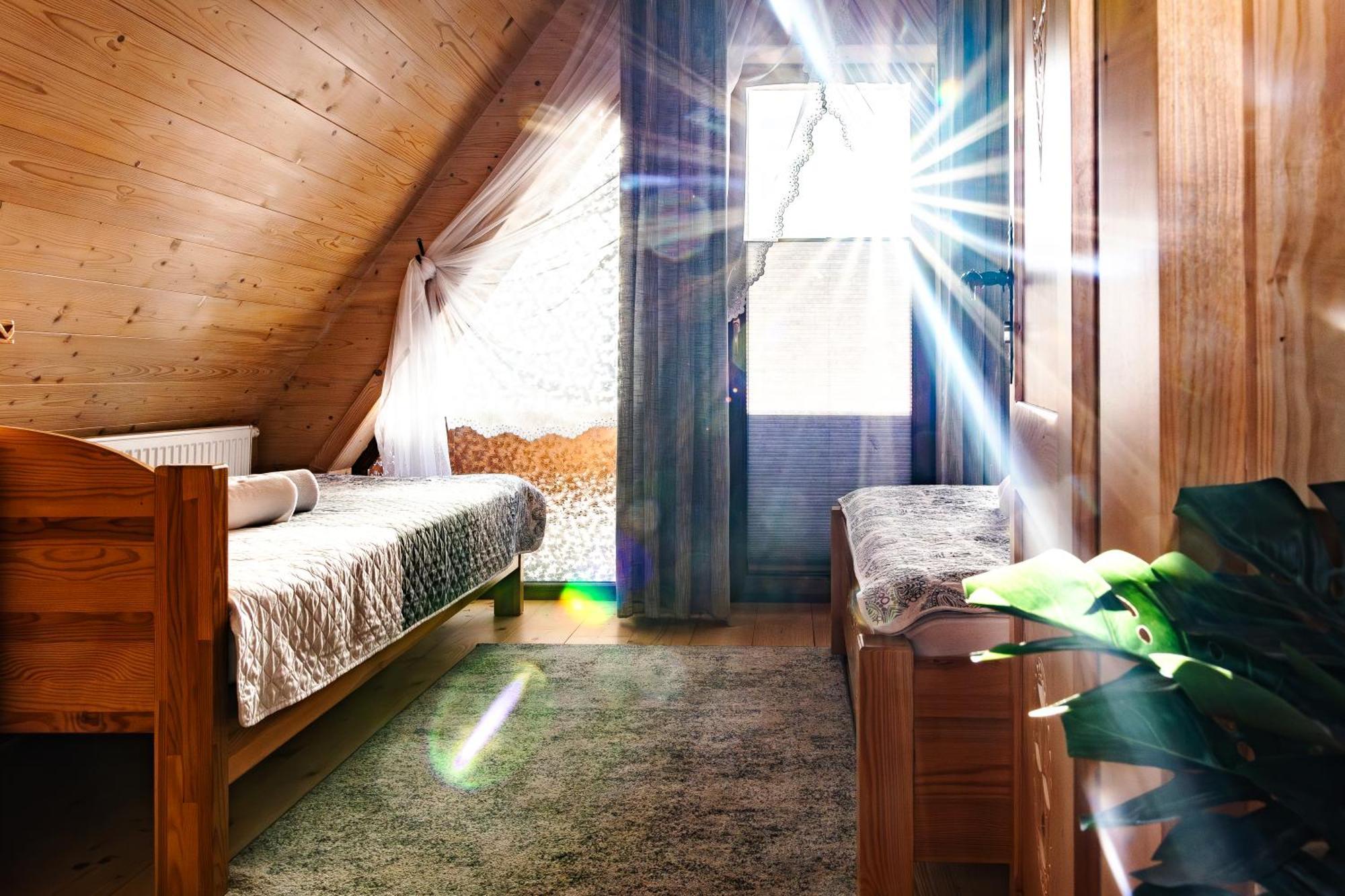 Domki Malcykowka W Zebie Z Jacuzzi Zab Exterior foto